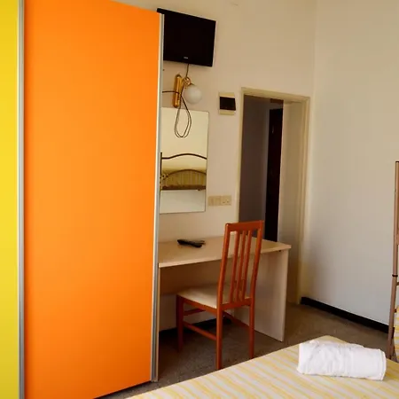 In Guest - New Cirene Economy Single * Римини