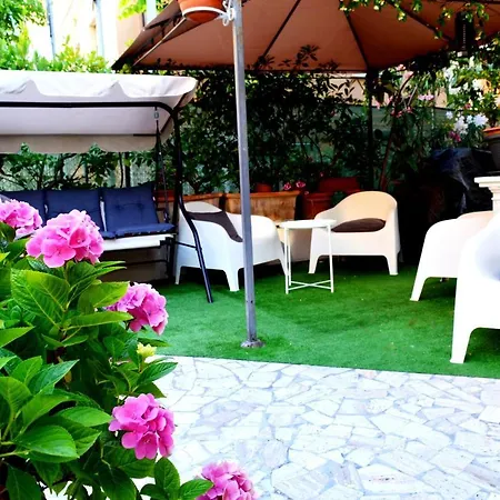 In Guest - New Cirene Economy Single Πανσιόν Ρίμινι
