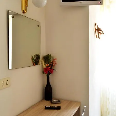 In Guest - New Cirene Economy Single Rimini