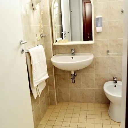 In Guest - New Cirene Economy Single * Rimini